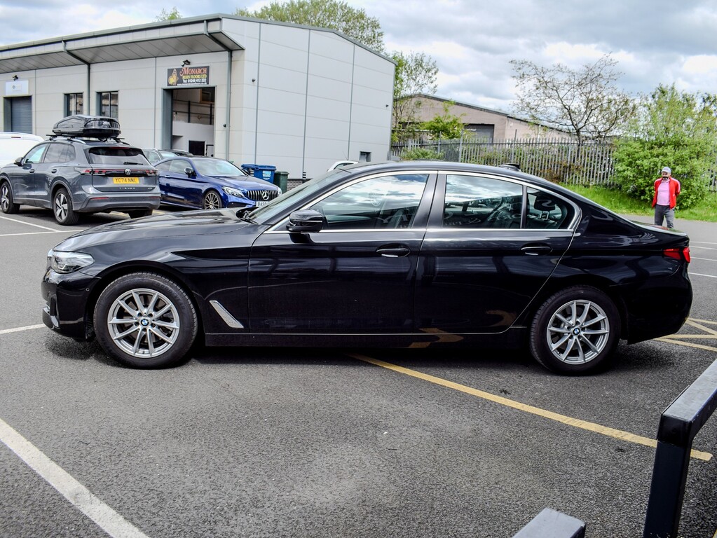 BMW 5 Series Se #6