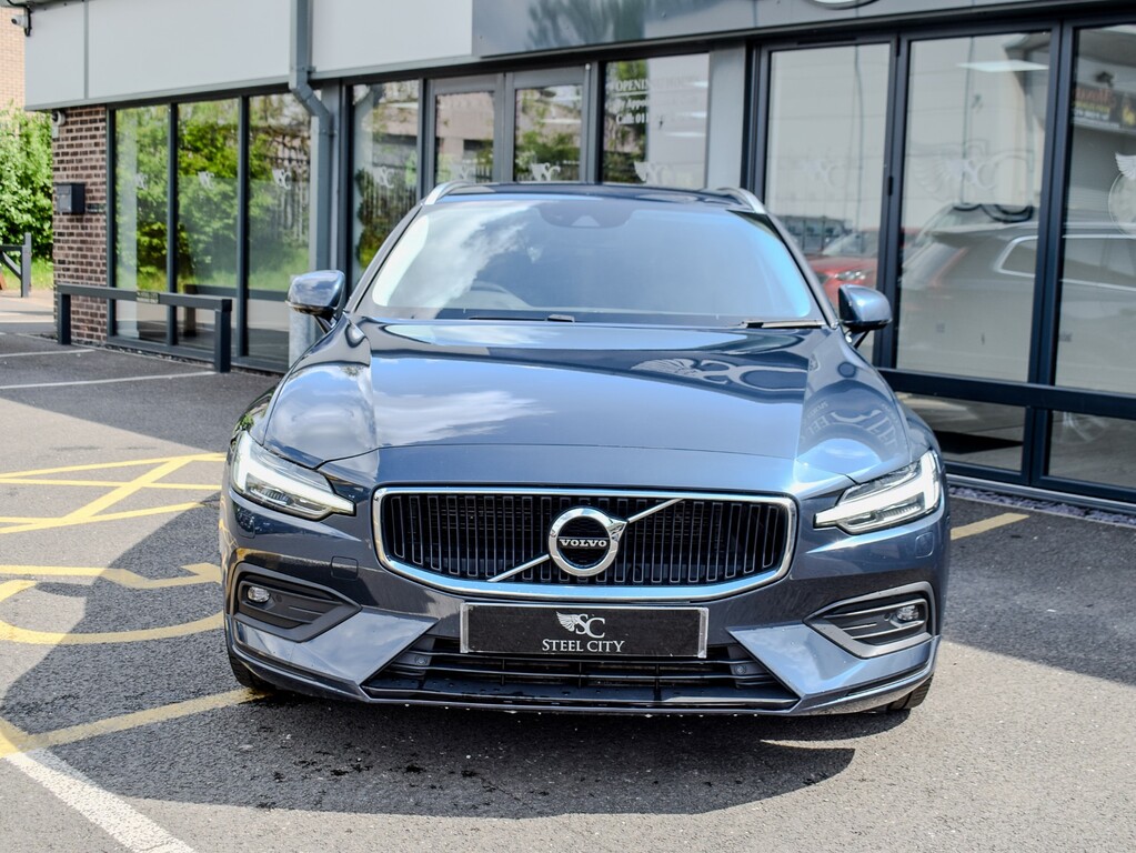 Volvo V60 D4 Momentum Pro KP19ZNR #2