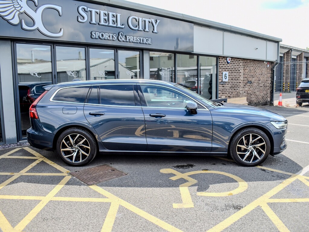 Volvo V60 D4 Momentum Pro KP19ZNR #3