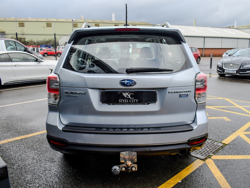 Subaru Forester D Xc Premium  #6