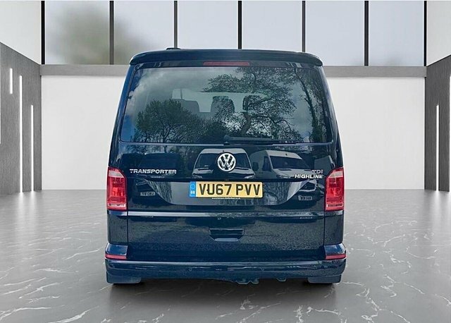 Volkswagen Transporter 2017 2.0 Bitdi T32 Bluemotion Tech Highline Kombi VU67PVV Black #6