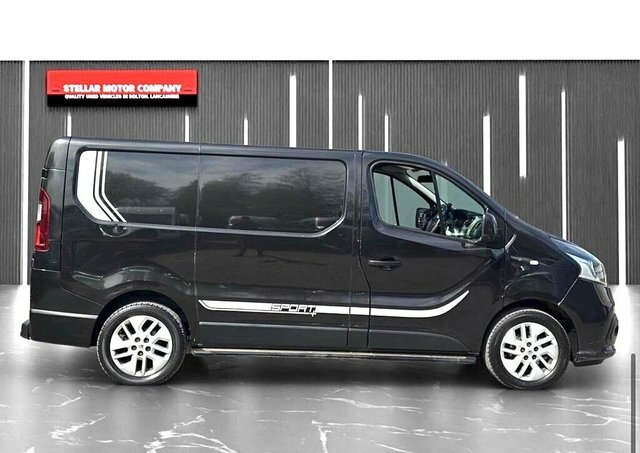 Renault Trafic 2017 1.6 Dci Energy 27 Sport Nav Swb Standard Roof Black