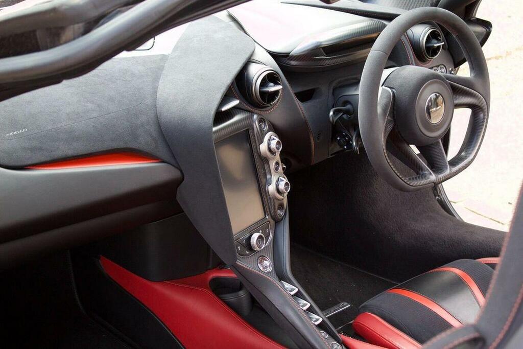 McLaren 720S Performance V8 Ssg Red #10