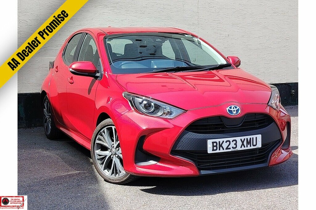 Toyota Yaris Vvt-h Icon Red