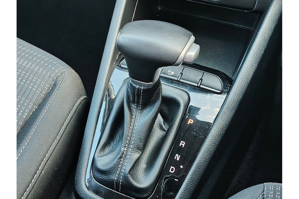 Kia Stonic T-gdi 2 WJ23MGY Black #6