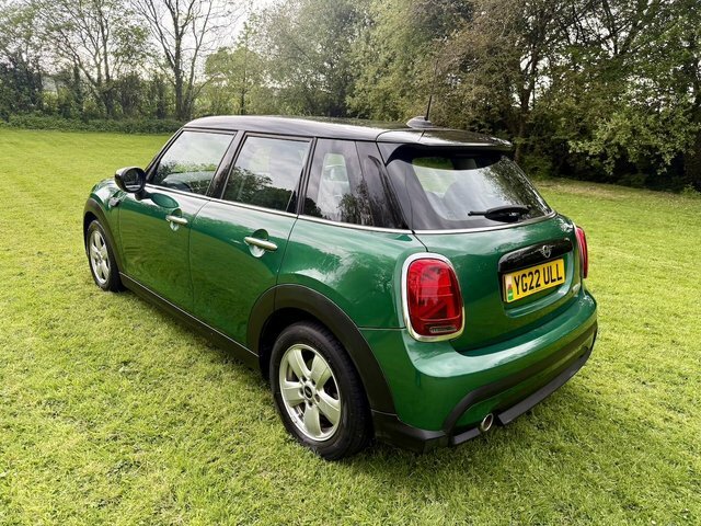 Mini Hatch Cooper Classic Hatchback YG22ULL Green #6