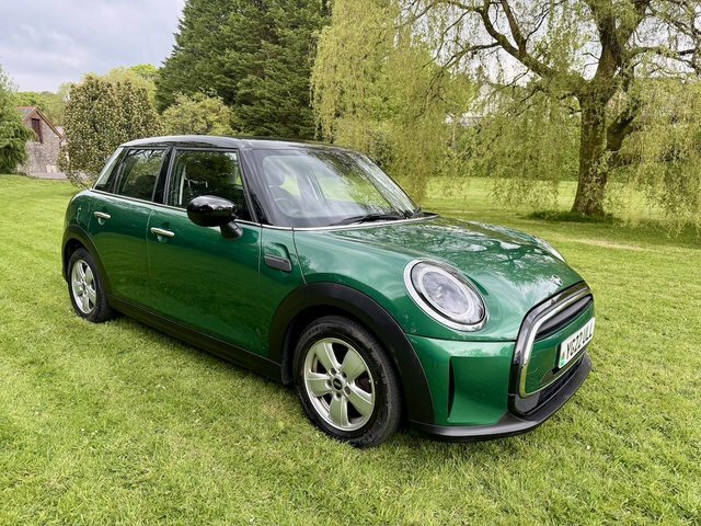Mini Hatch Cooper Classic Hatchback YG22ULL Green #2