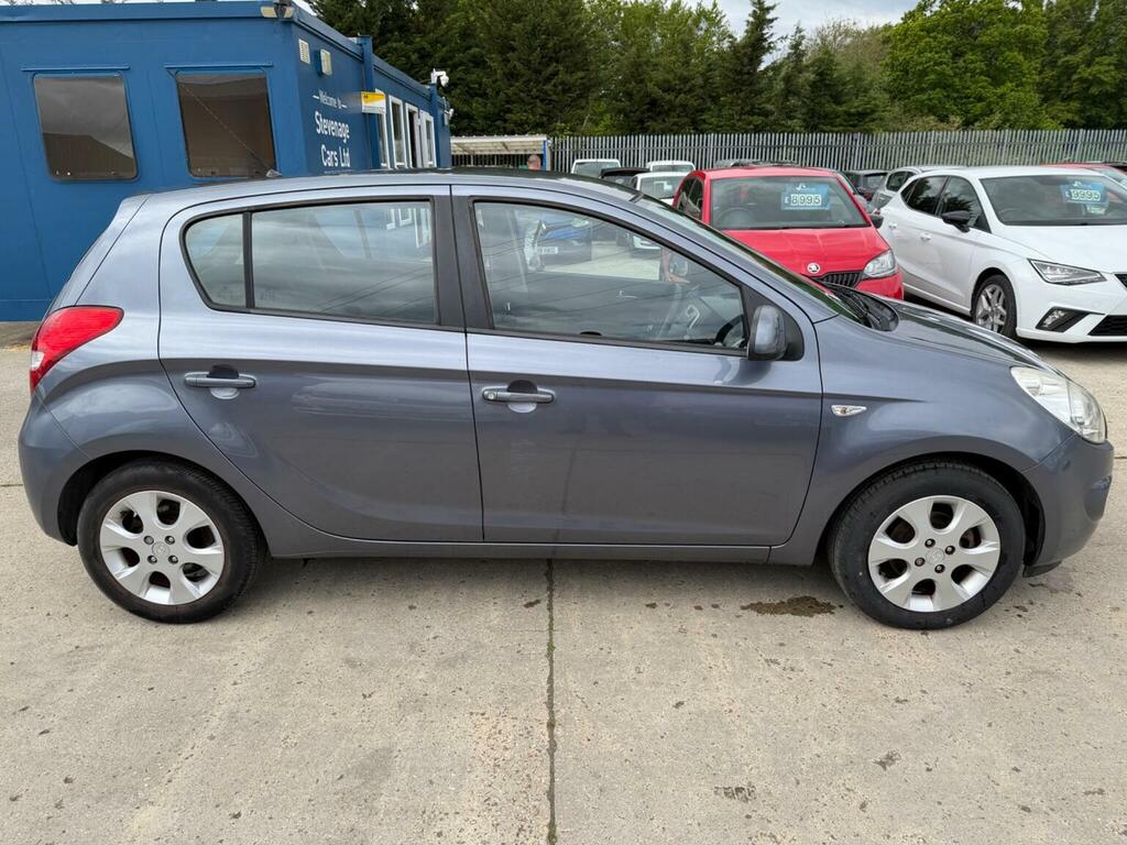Hyundai I20 Hatchback 1.4 Comfort Euro 5 201111 Grey #4