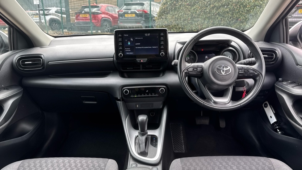 Toyota Yaris 1.5 Vvt-h Design Hatchback Hybrid E-cvt EN23KHT White #6