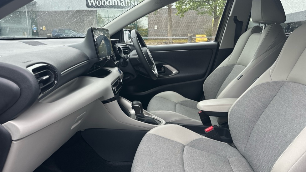 Toyota Yaris 1.5 Vvt-h Excel Hatchback Hybrid E-cvt LL23VLM Brown #5
