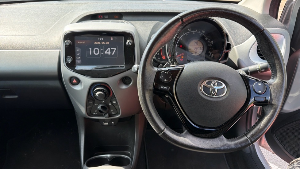Toyota Aygo 1.0 Vvt-i X-play X-shift Euro 6 LU19ANR Silver #6