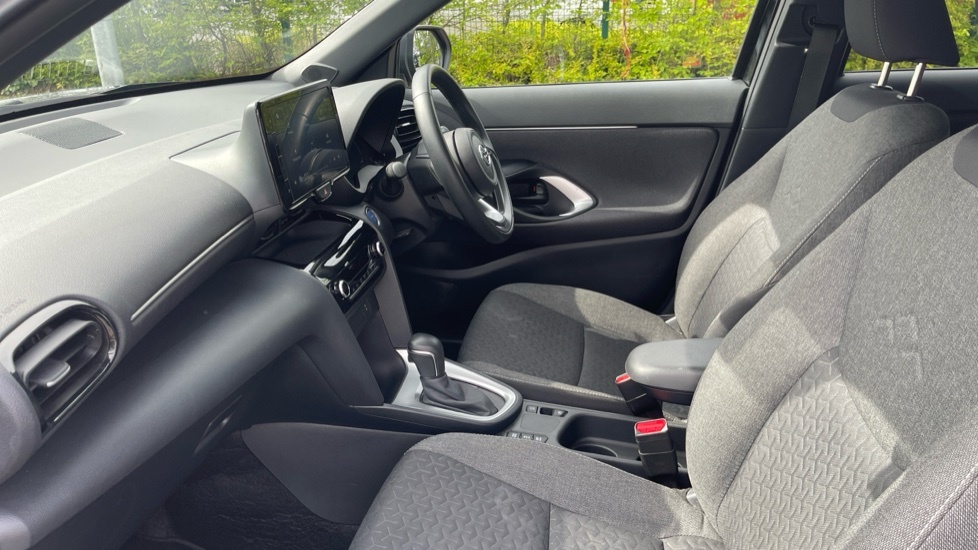 Toyota Yaris Cross 1.5 Vvt-h Design Suv Hybrid E-cvt Euro EN73KFJ Black #5