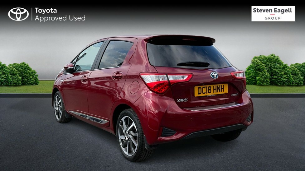 Toyota Yaris 1.5 Vvt-h Excel E-cvt Euro 6 Ss 15In Alloy DC18HNH Red #4
