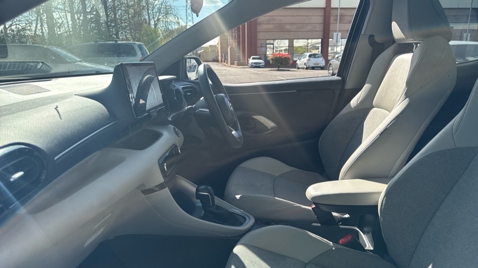 Toyota Yaris 1.5 Vvt-h Excel Hatchback Hybrid E-cvt KN23HWR Grey #5