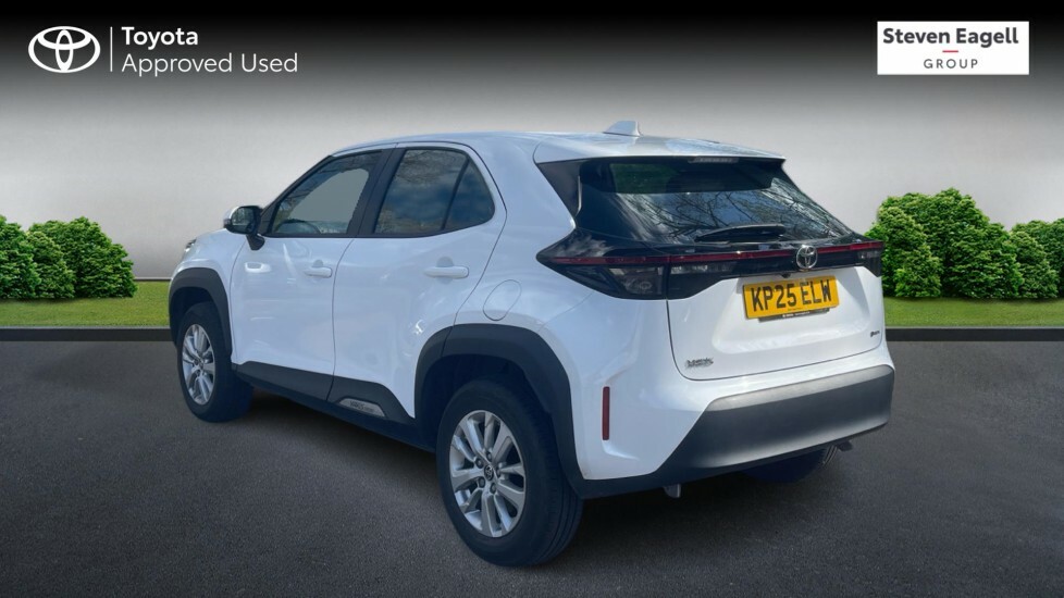 Toyota Yaris Cross 1.5 Vvt-h Icon Suv Hybrid E-cvt Euro 6 KP25ELW White #4