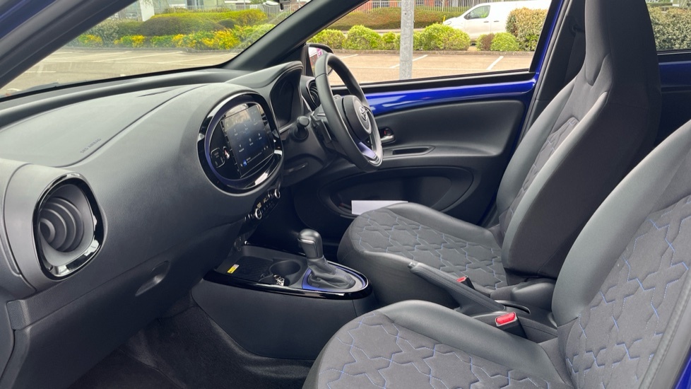 Toyota Aygo X 1.0 Vvt-i Exclusive X-shift Euro 6 Ss BF73TPV Blue #5