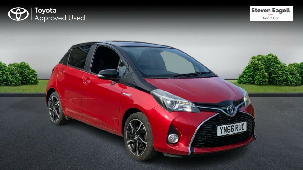 Toyota Yaris 1.5 Vvt-h Design Hatchback Hybrid E-cvt Red