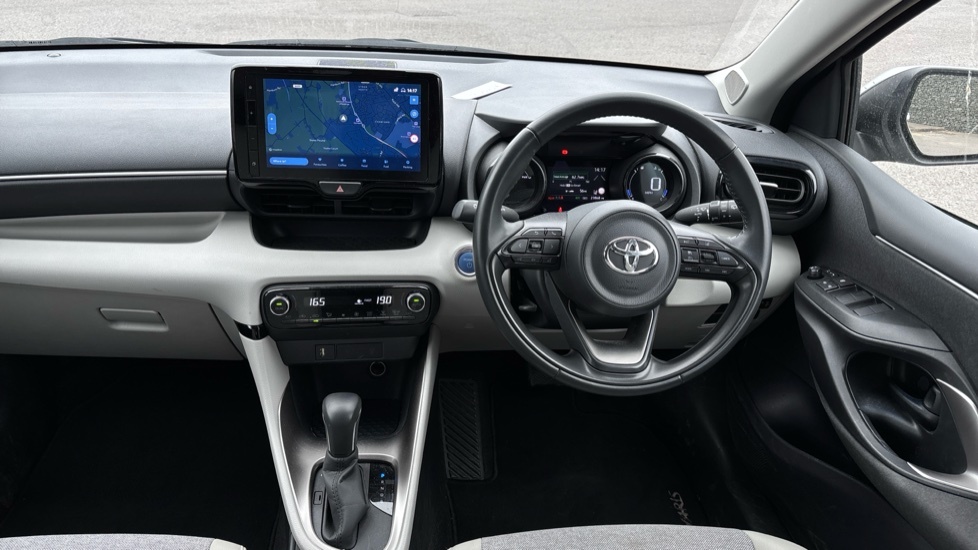 Toyota Yaris 1.5 Vvt-h Excel E-cvt Euro 6 Ss VK72YDT Silver #6