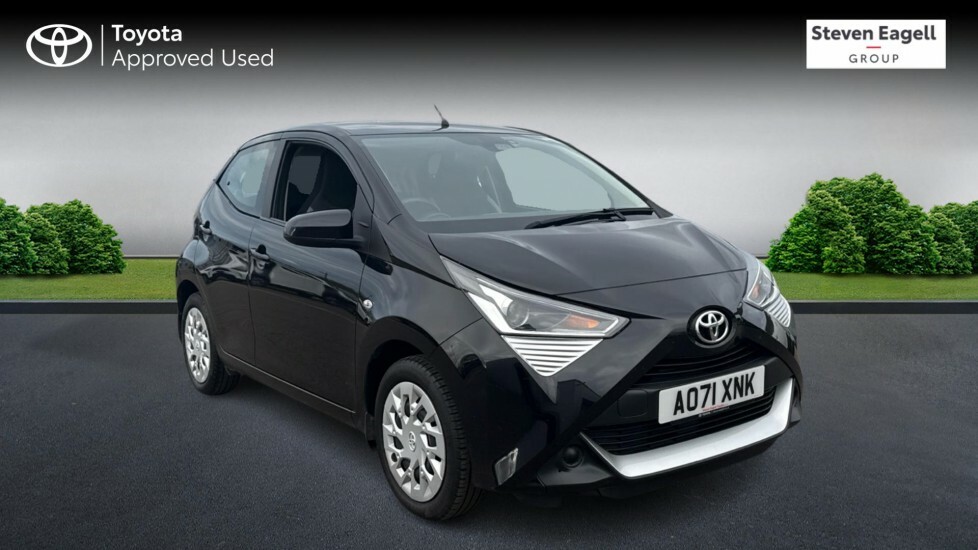 Toyota Aygo 1.0 Vvt-i X-play X-shift Euro 6 Safety Sense Black