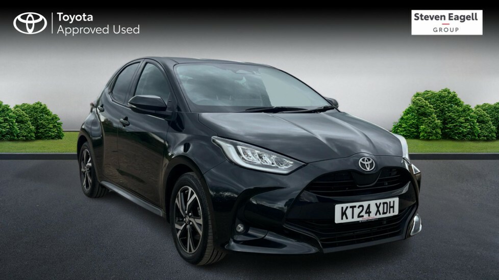 Toyota Yaris 1.5 Vvt-h Design E-cvt Euro 6 Ss Black