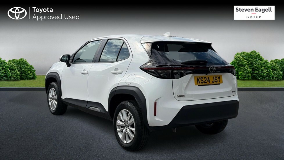 Toyota Yaris Cross 1.5 Vvt-h Icon Suv Hybrid E-cvt Euro 6 KS24JSY White #4
