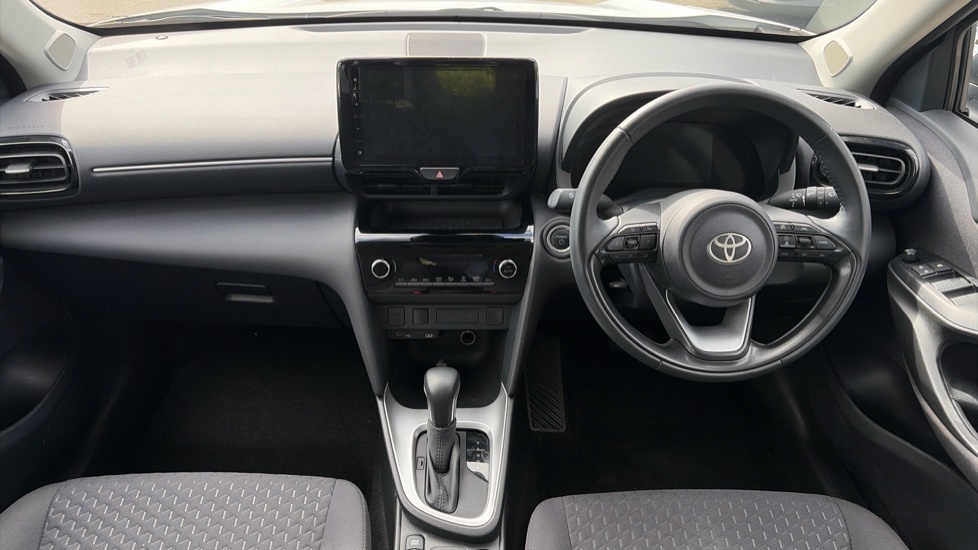 Toyota Yaris Cross 1.5 Vvt-h Icon Suv Hybrid E-cvt Euro 6 KS24JSY White #6