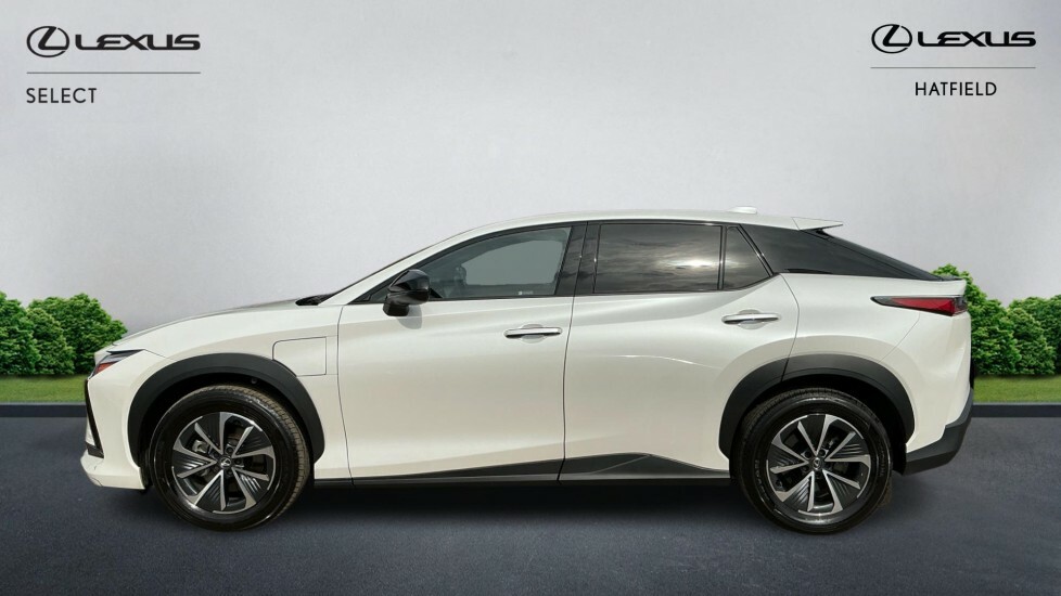 Lexus RZ 450E 71.4Kwh Premium Suv Direct4 LR25UTT White #3