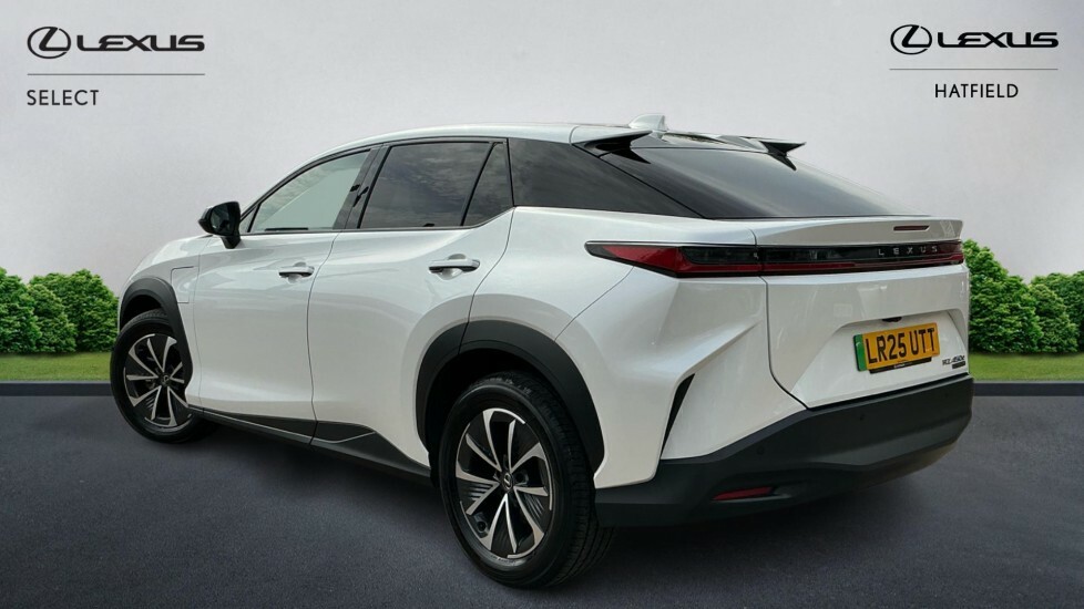 Lexus RZ 450E 71.4Kwh Premium Suv Direct4 LR25UTT White #2