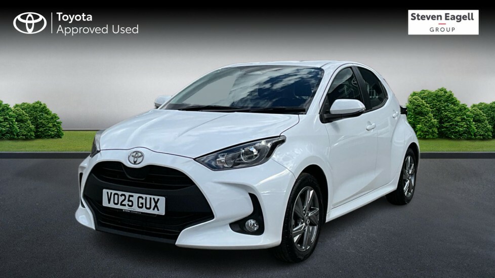 Toyota Yaris 1.5 Vvt-h Icon E-cvt Euro 6 Ss VO25GUX White #3