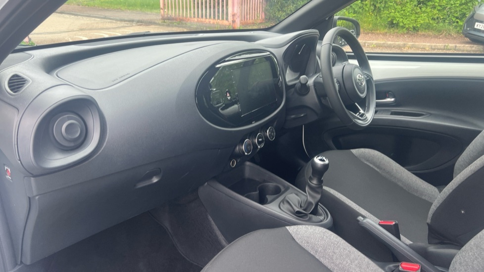 Toyota Aygo X 1.0 Vvt-i Pure Euro 6 Ss KP75VZJ White #5