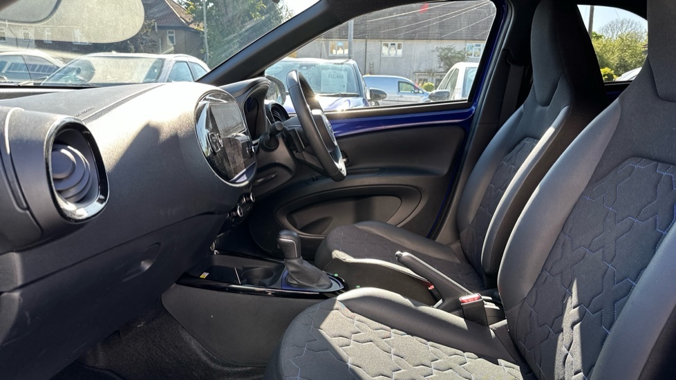 Toyota Aygo X 1.0 Vvt-i Exclusive X-shift Euro 6 Ss EA74ZKX Blue #5