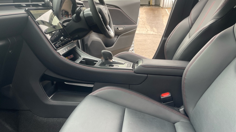 Lexus LBX 1.5 Vvt-ie Premium E-cvt Euro 6 Ss WR25OSU Silver #6