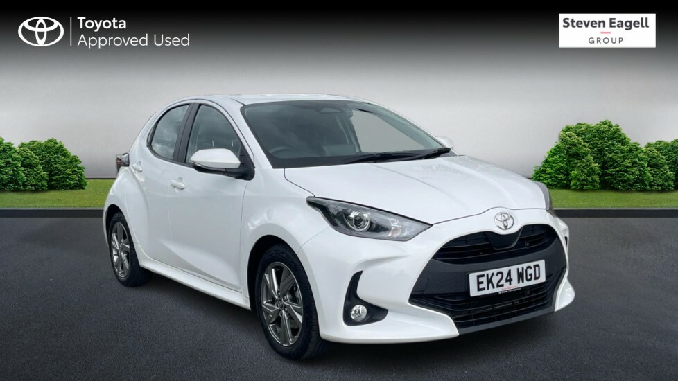Toyota Yaris 1.5 Vvt-h Icon Hatchback Hybrid E-cvt E White