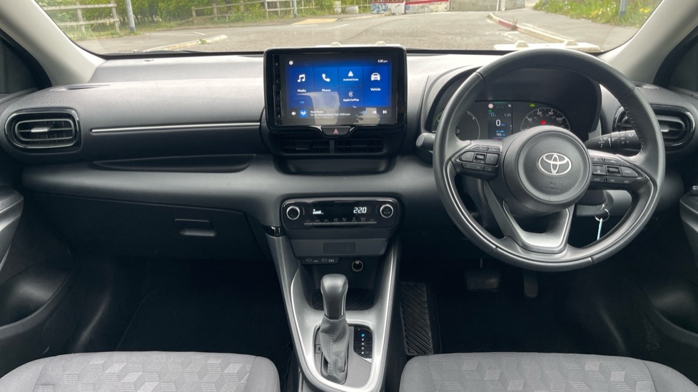Toyota Yaris 1.5 Vvt-h Icon Hatchback Hybrid E-cvt E EK24WGD White #6