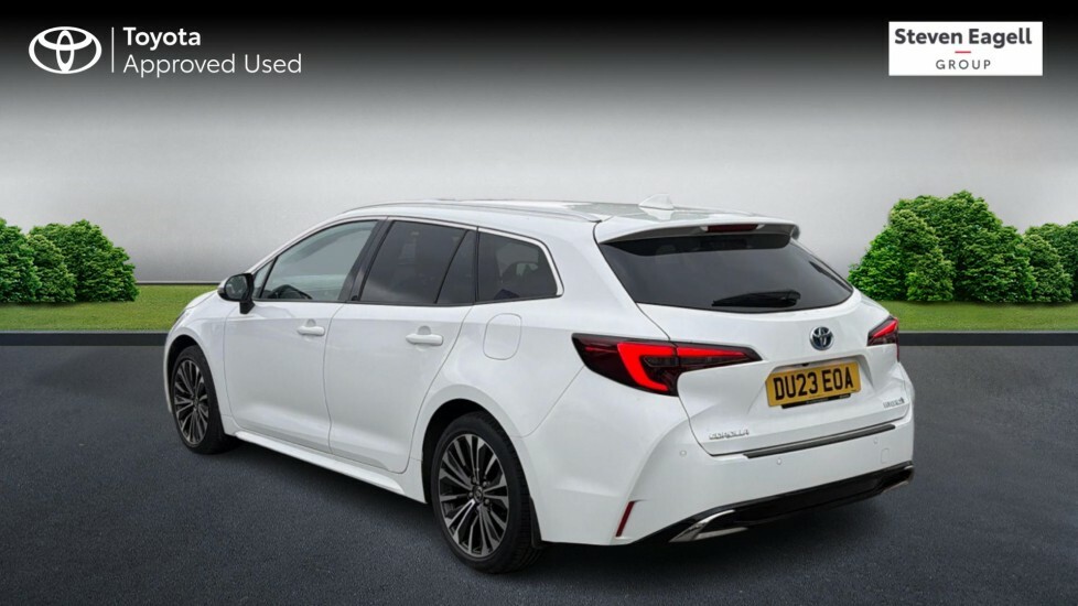 Toyota Corolla 1.8 Vvt-h Design Touring Sports Cvt Euro 6 Ss 5 White #4