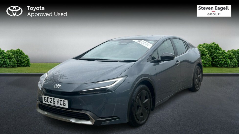 Toyota Prius 2.0 13.6Kwh Design Hatchback Plug-in Hy GD25HCG #3