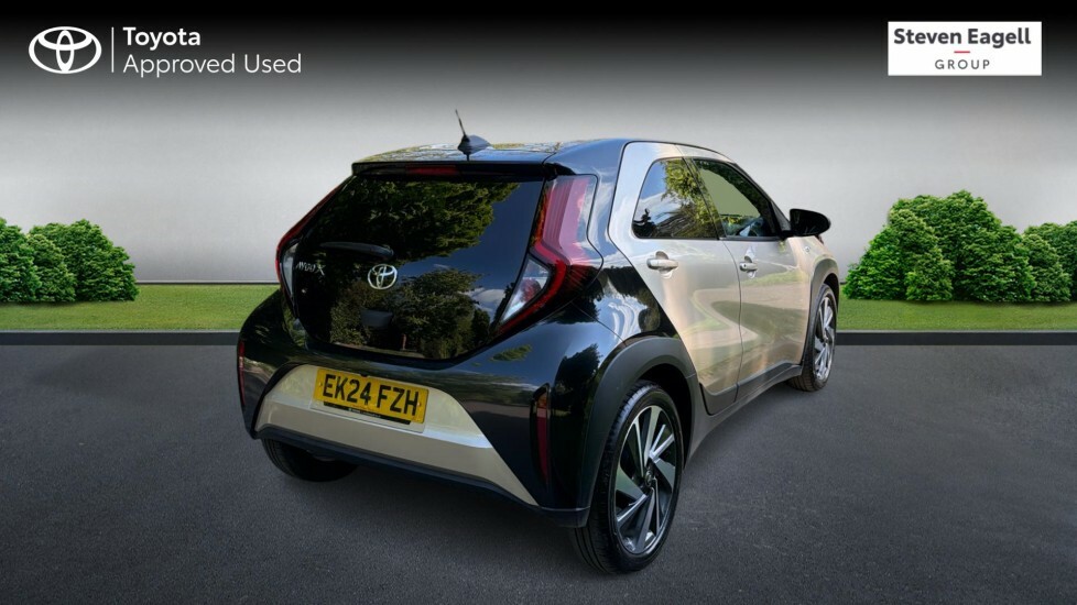 Toyota Aygo X 1.0 Vvt-i Edge Euro 6 Ss EK24FZH Beige #2