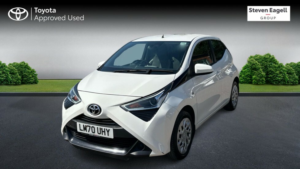 Toyota Aygo 1.0 Vvt-i X-play Euro 6 Safety Sense LM70UHY White #3