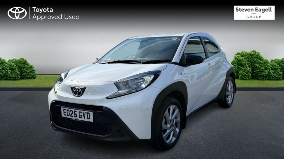 Toyota Aygo X 1.0 Vvt-i Pure Hatchback X-shift Euro 6 EO25GVD White #3