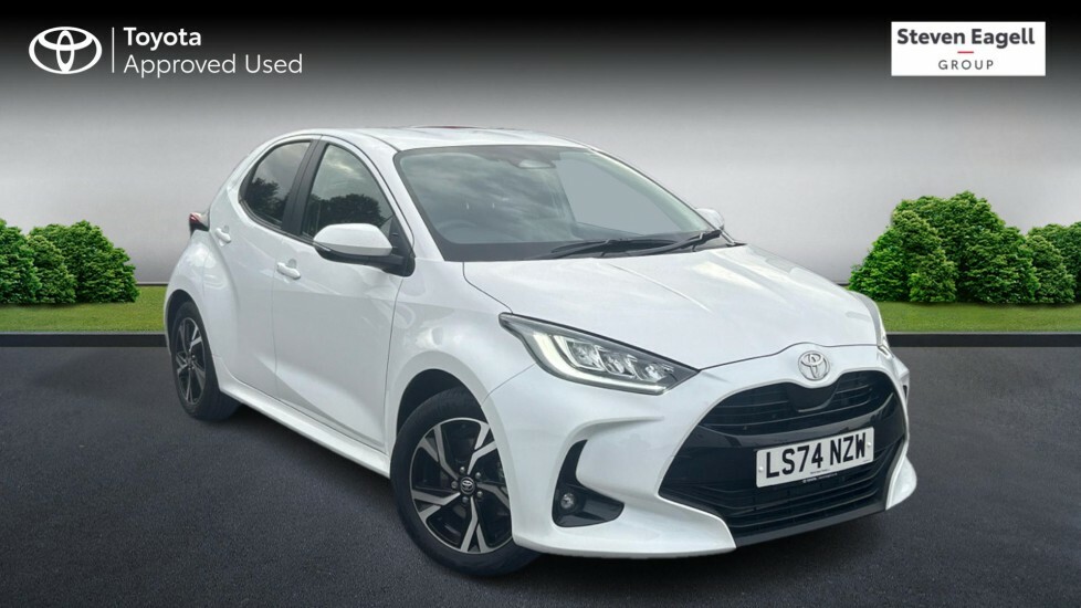 Toyota Yaris 1.5 Vvt-h Design E-cvt Euro 6 Ss White