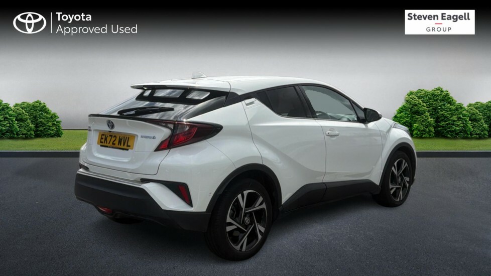 Toyota C-Hr 1.8 Vvt-h Design Cvt Euro 6 Ss EK72WVL White #2
