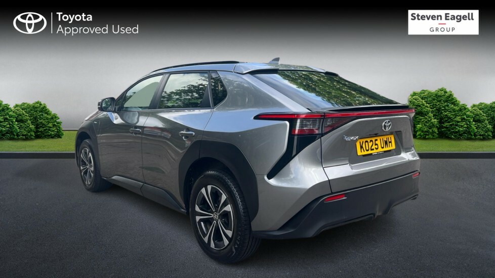 Toyota bZ4X 71.4Kwh Pure 11Kw Obc KO25UWH Grey #4