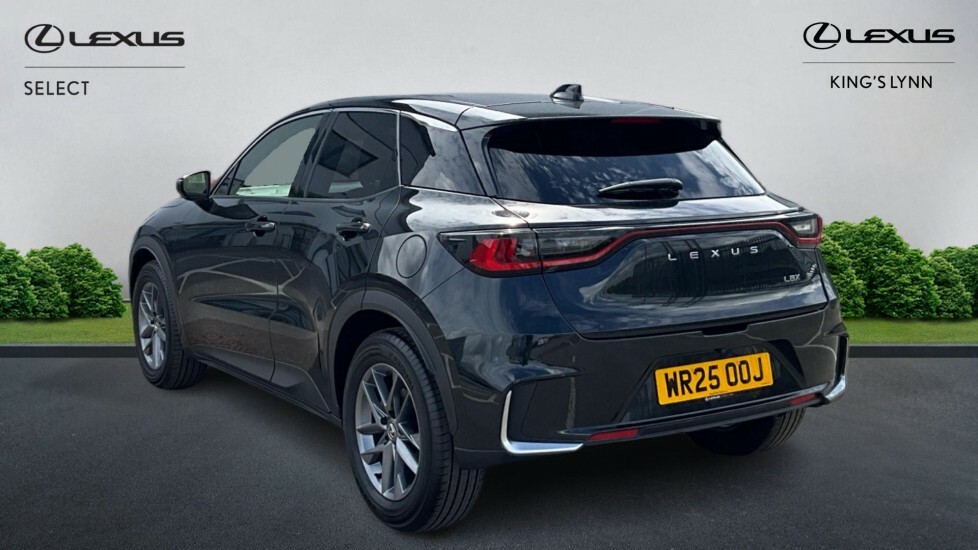 Lexus LBX 1.5 Vvt-ie Premium E-cvt Euro 6 Ss WR25OOJ Black #2