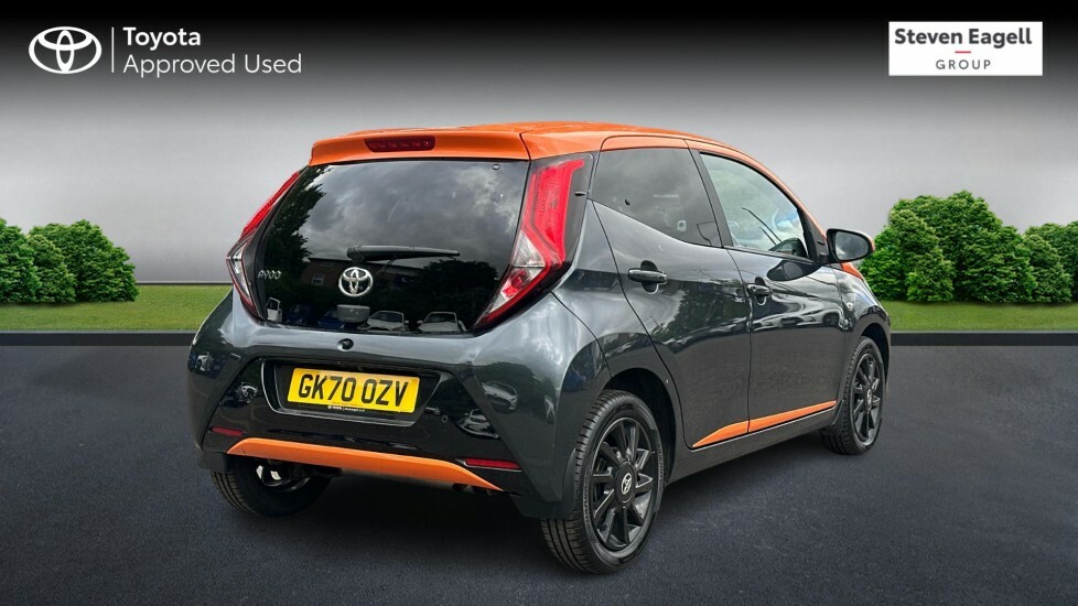 Toyota Aygo 1.0 Vvt-i Jbl Edition Euro 6 GK70OZV Grey #2