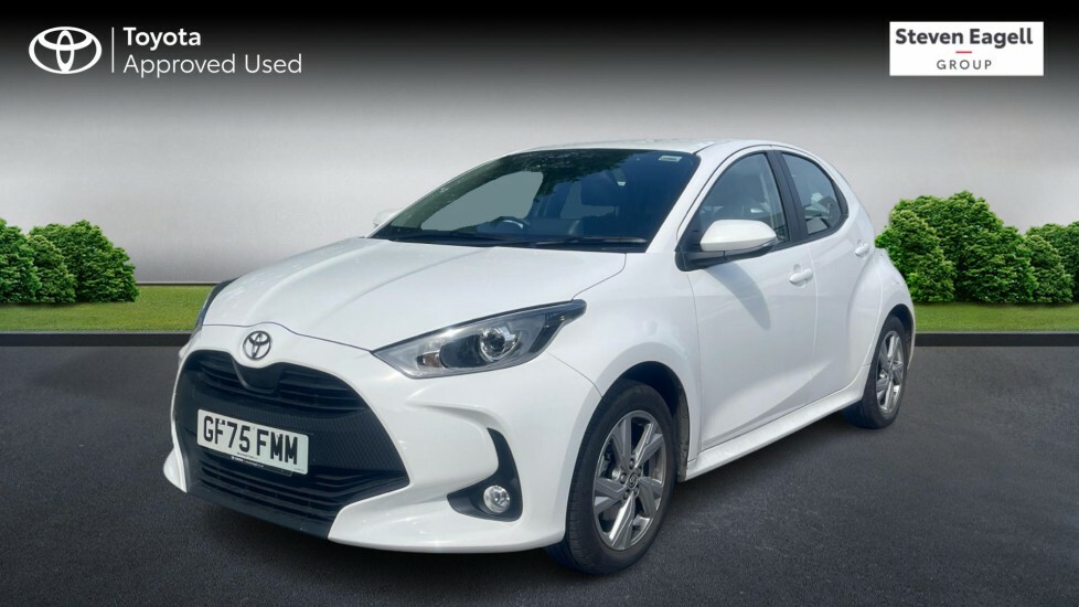 Toyota Yaris 1.5 Vvt-h Icon E-cvt Euro 6 Ss GF75FMM White #3
