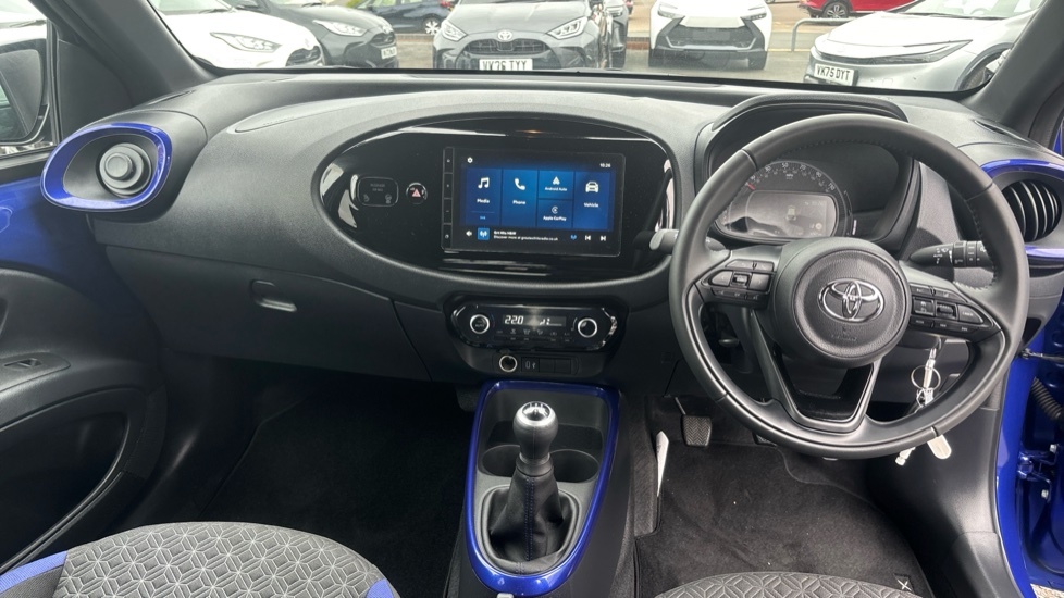 Toyota Aygo X 1.0 Vvt-i Edge Euro 6 Ss EK75VOC Blue #6