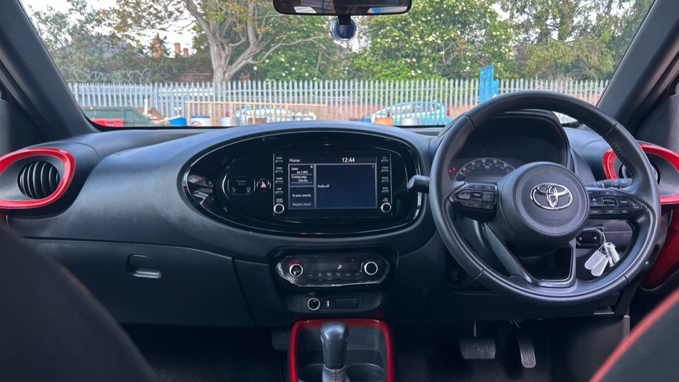 Toyota Aygo X 1.0 Vvt-i Edge X-shift Euro 6 Ss VN22WJC Red #6