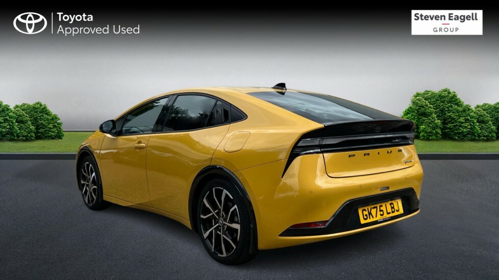 Toyota Prius 2.0 13.6Kwh Excel Cvt Euro 6 Ss GK75LBJ Yellow #4