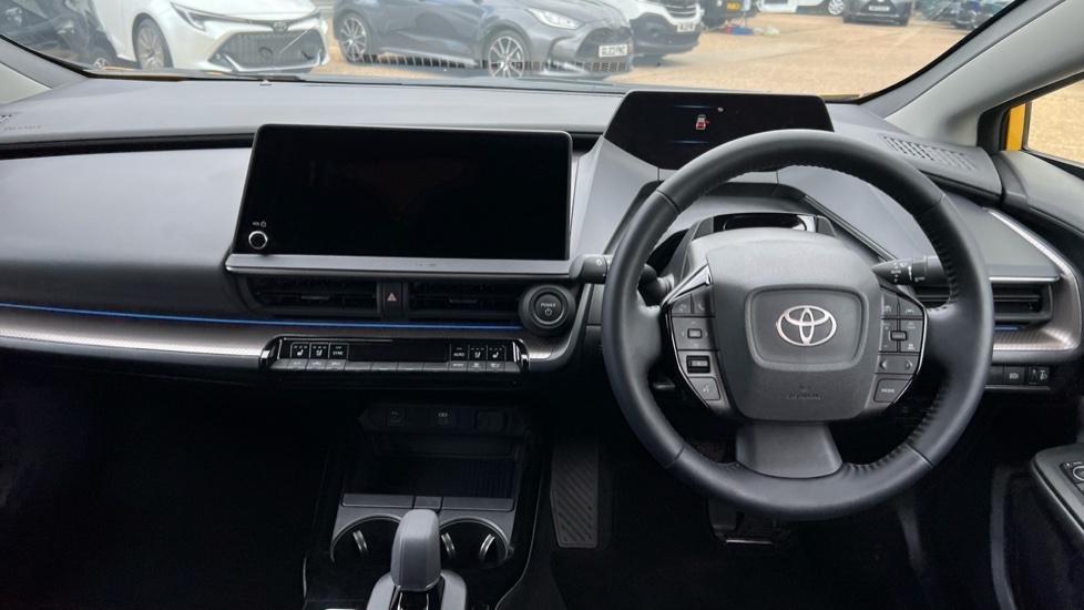 Toyota Prius 2.0 13.6Kwh Excel Cvt Euro 6 Ss GK75LBJ Yellow #6