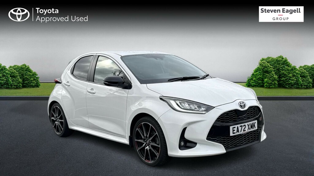 Toyota Yaris 1.5 Vvt-h Gr Sport E-cvt Euro 6 Ss White